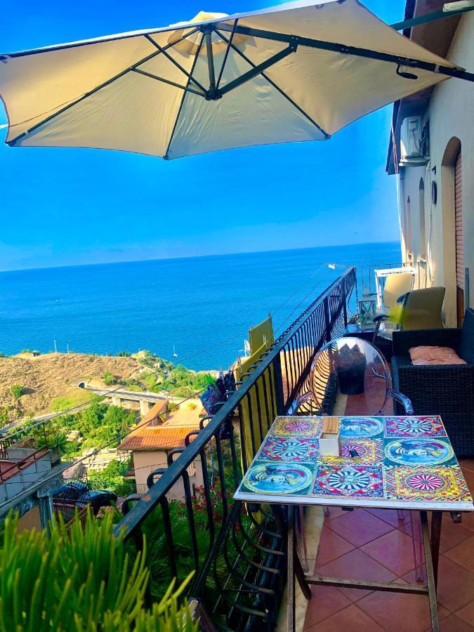 sun sky sea suite Taormina Exterior foto